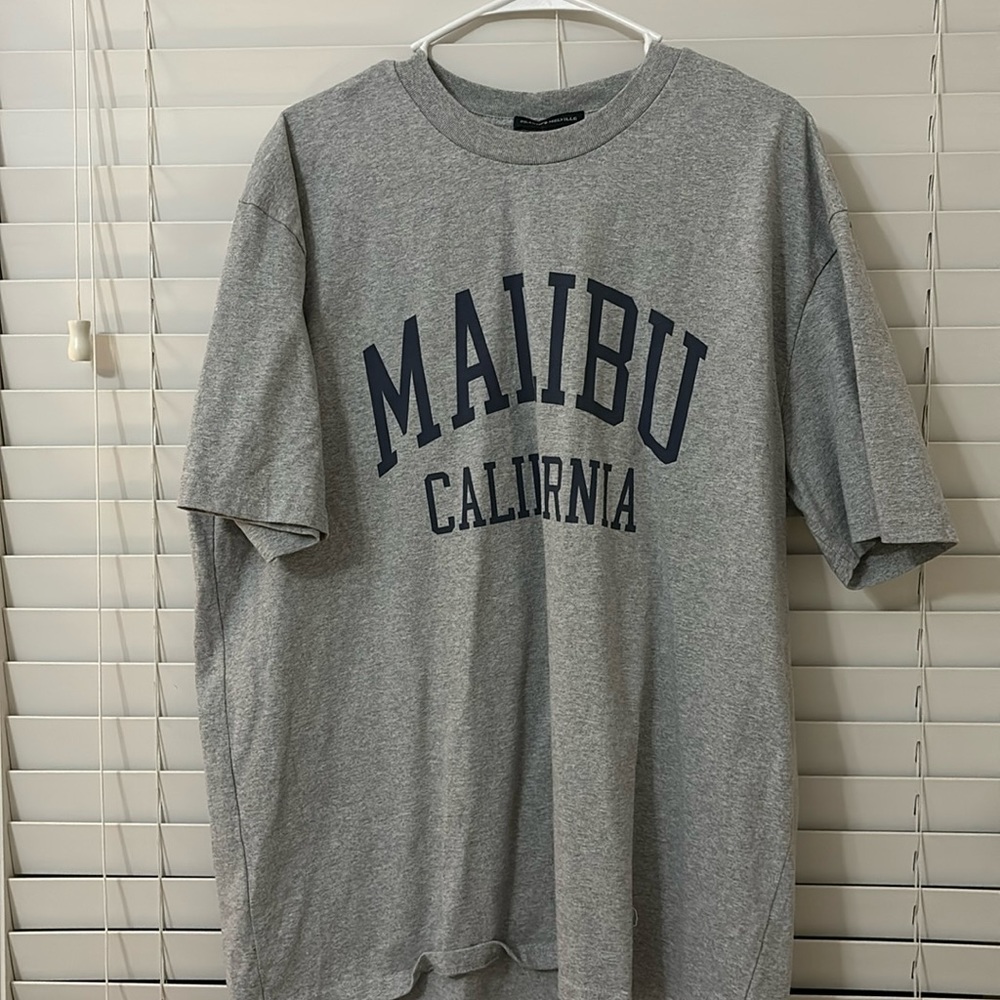 Brandy Melville Penelope Malibu Top Oversized